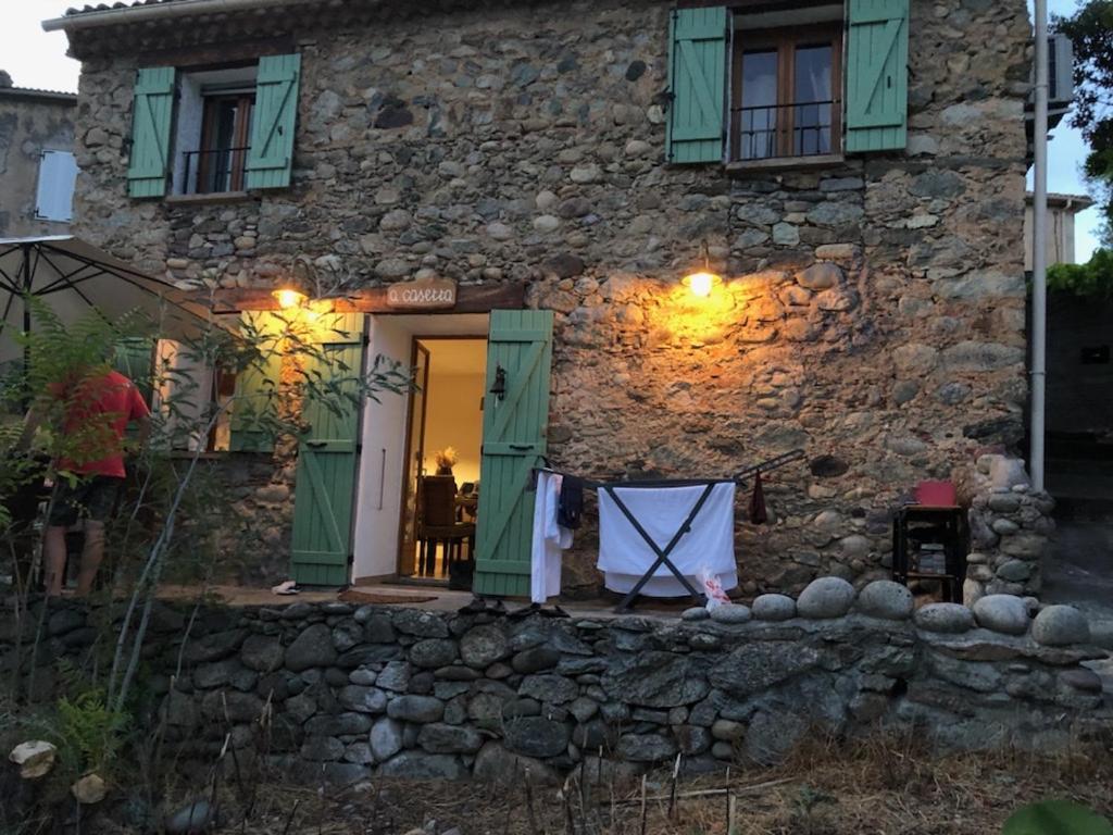 A Casetta D'Helene Et Jeanette Omessa Exteriör bild